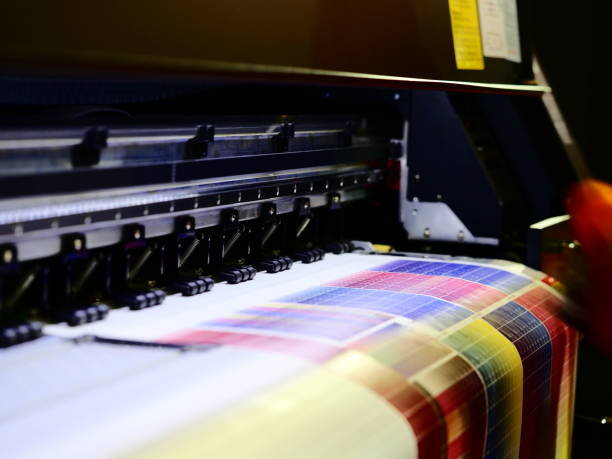 Large-format printer producing full-colour vinyl graphics